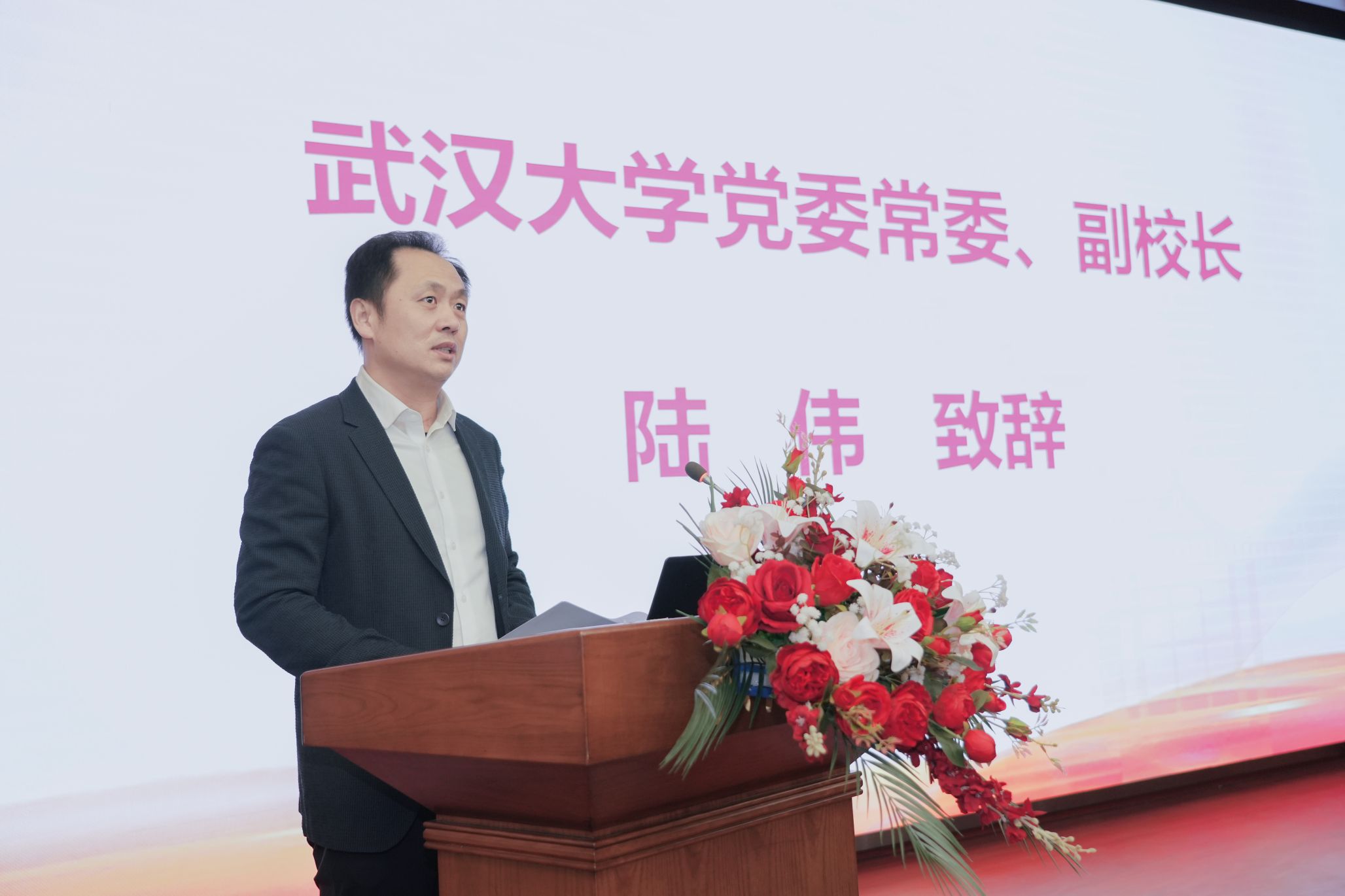 谈球吧体育app下载