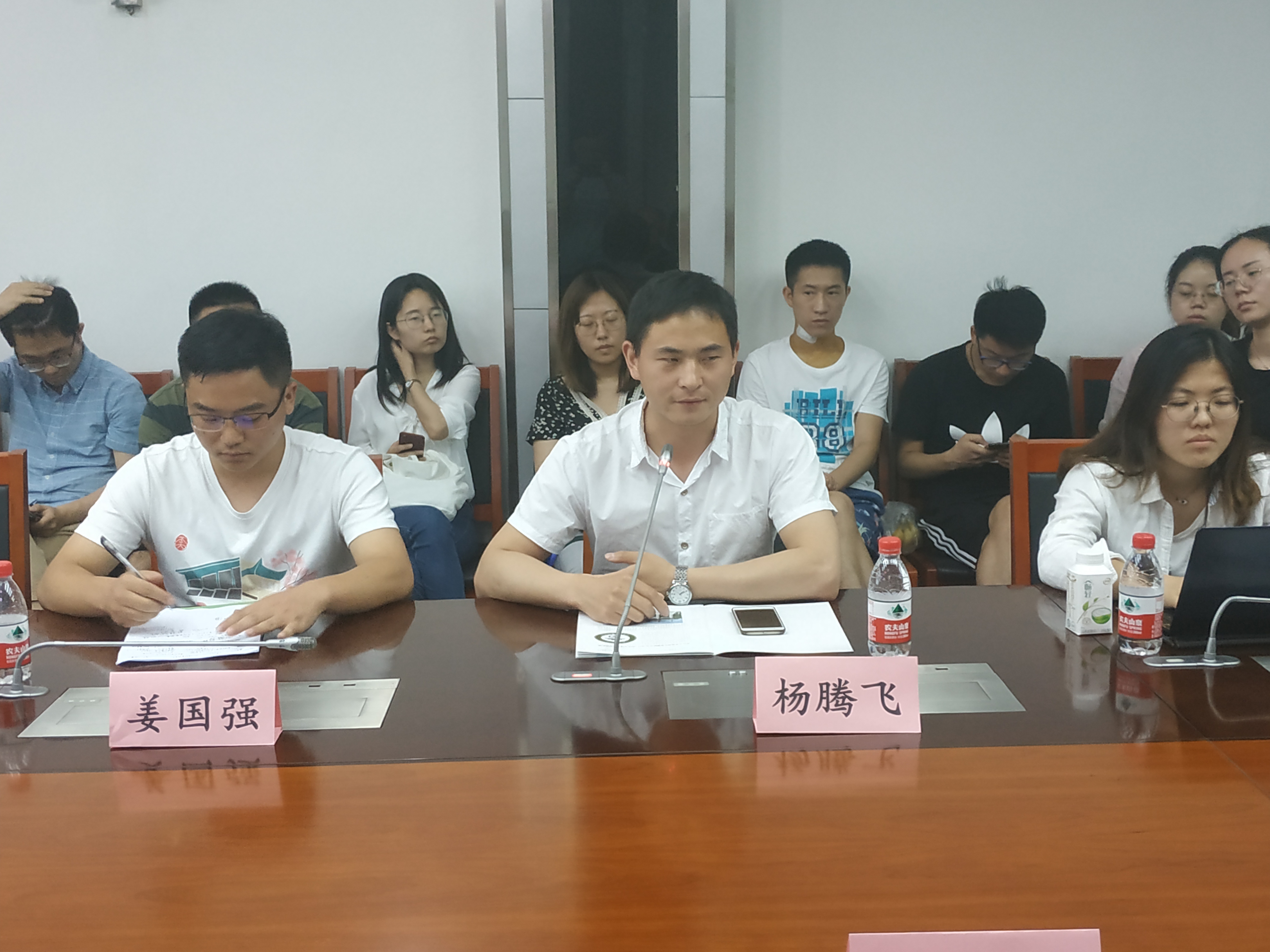 谈球吧体育app下载