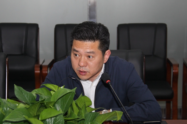 谈球吧体育app下载
