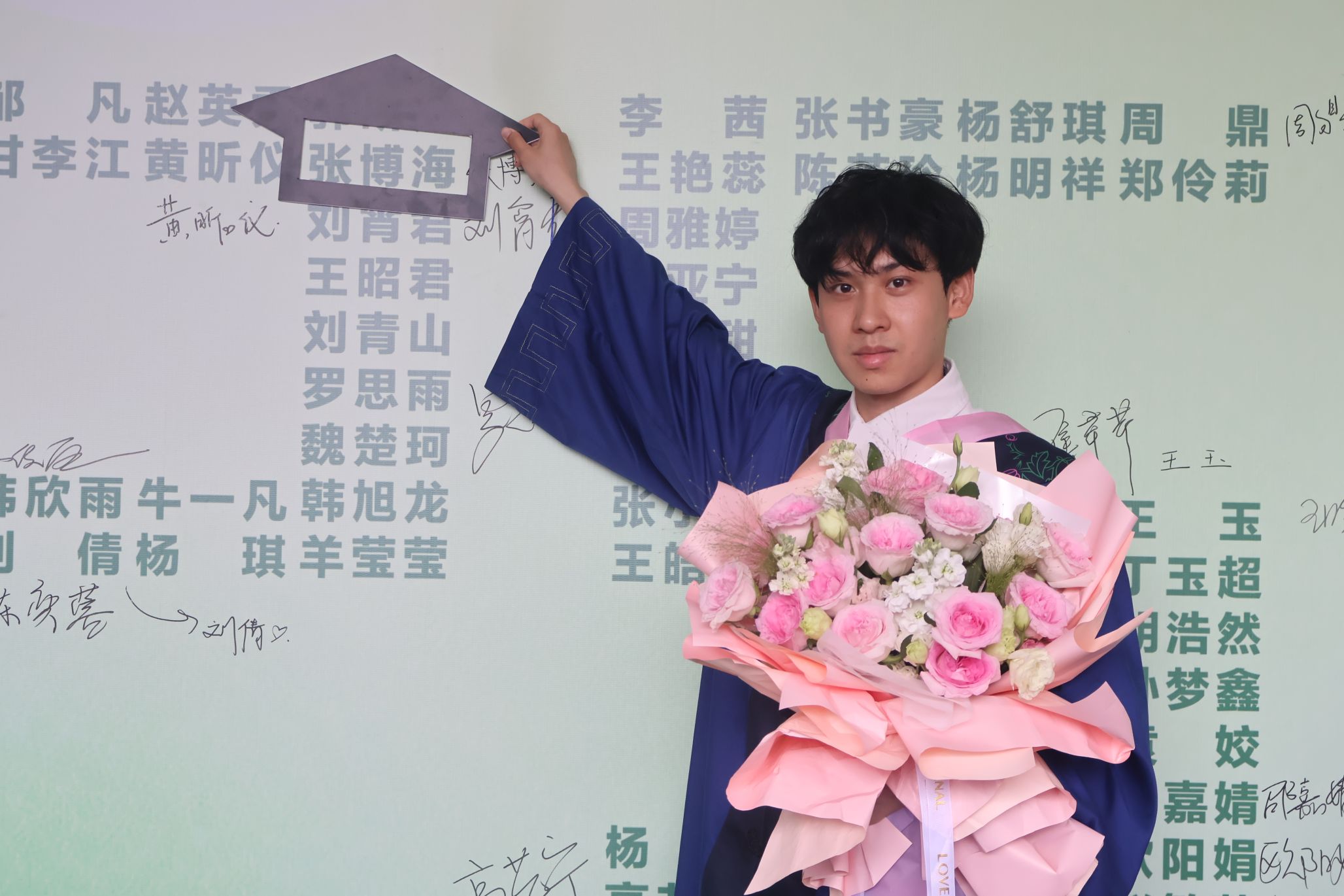 谈球吧体育app下载