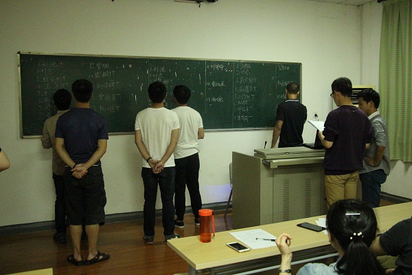 谈球吧体育app下载