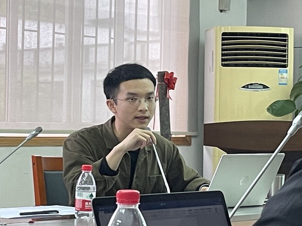 谈球吧体育app下载