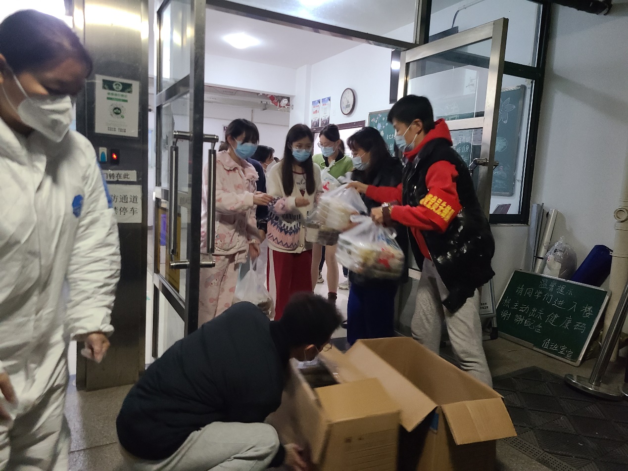谈球吧体育app下载