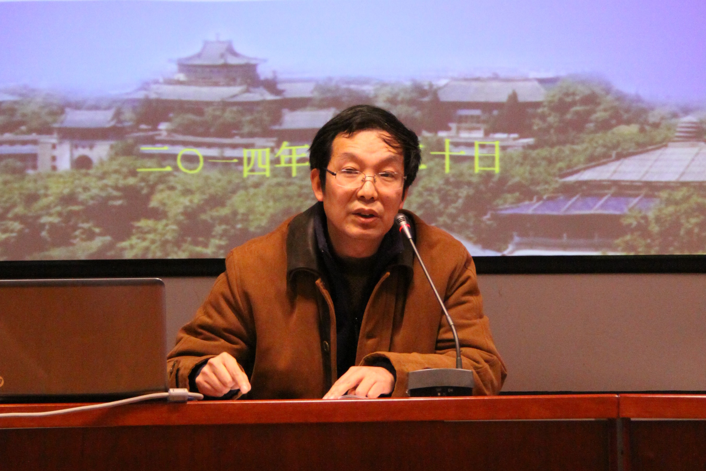 谈球吧体育app下载