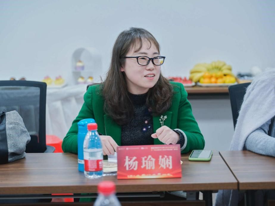 谈球吧体育app下载