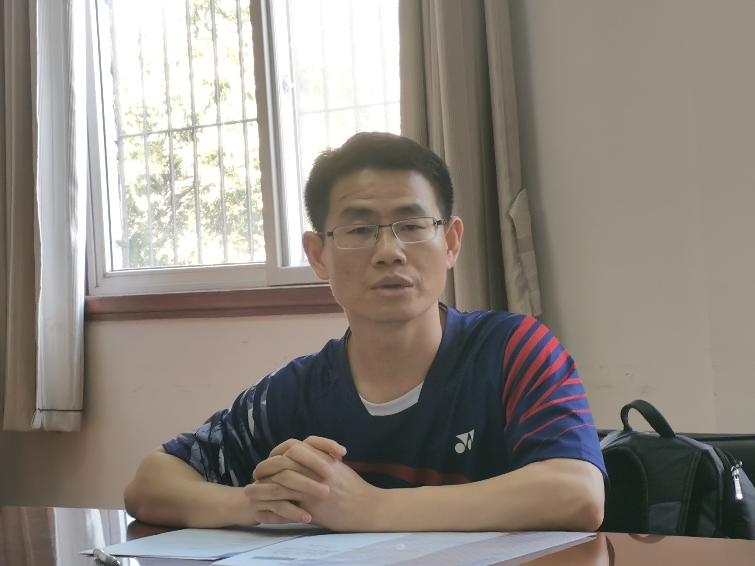 谈球吧体育app下载