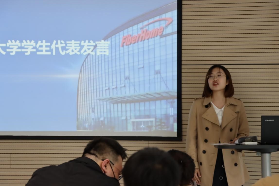 谈球吧体育app下载