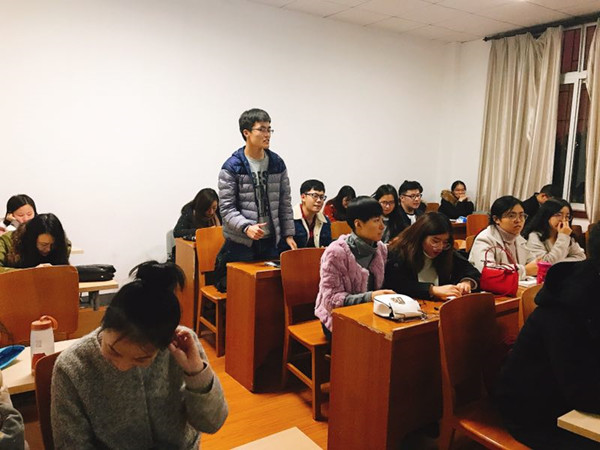 谈球吧体育app下载