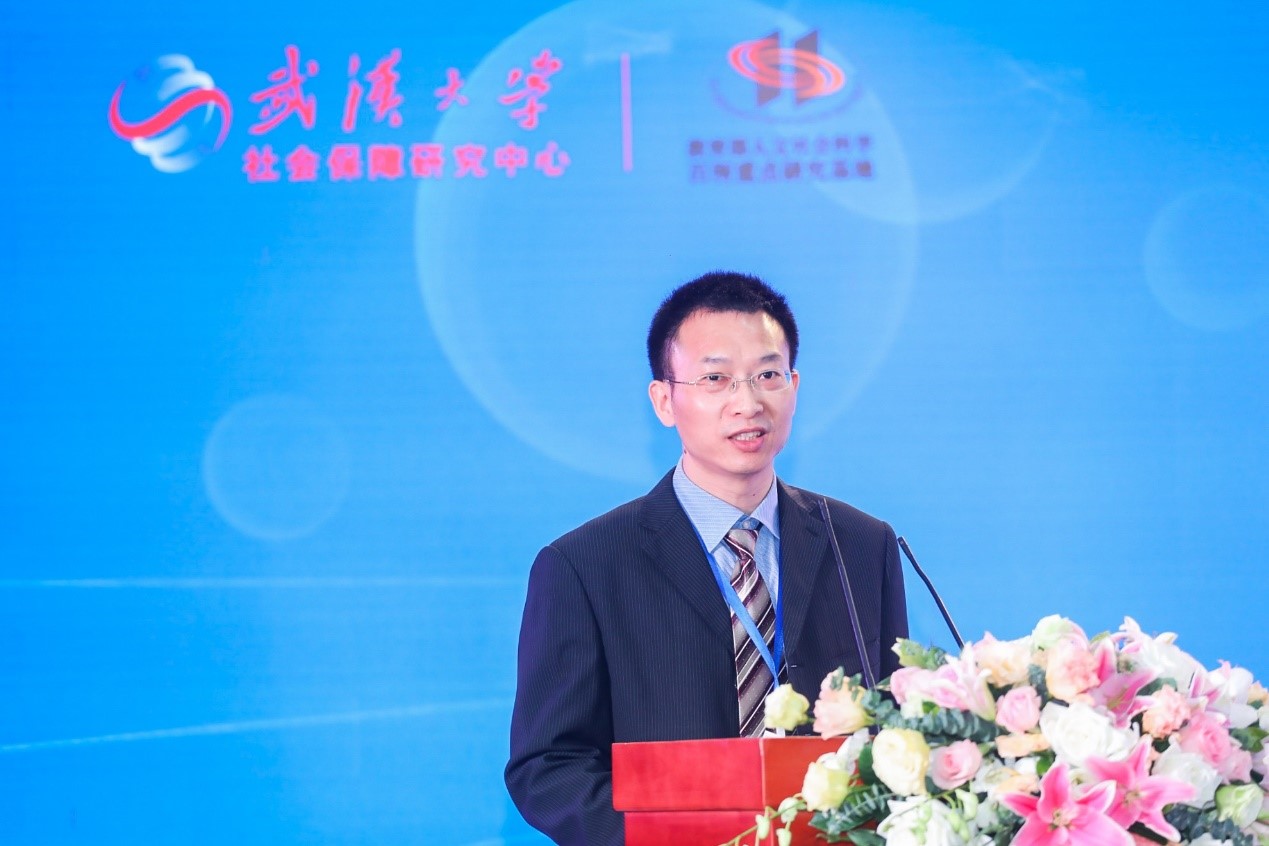 谈球吧体育app下载