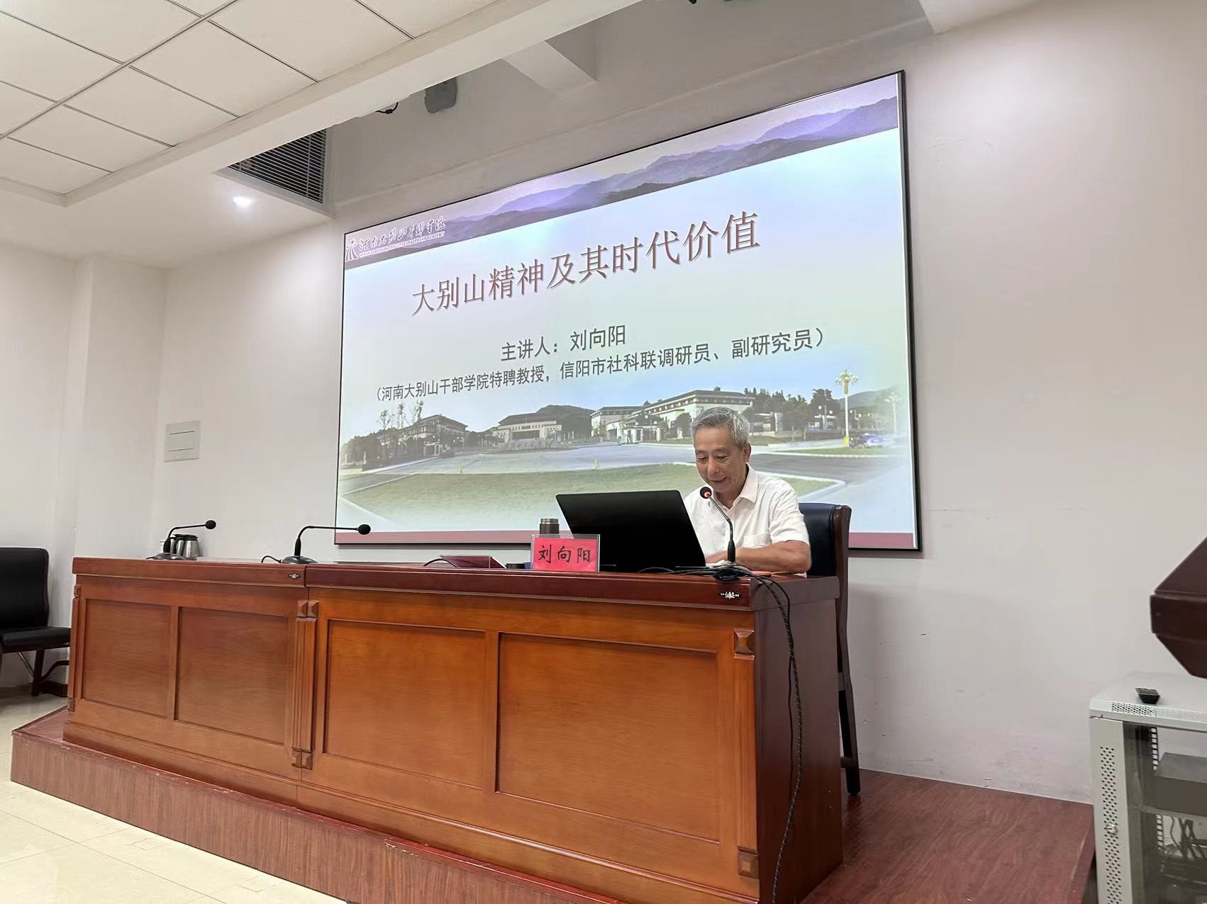 谈球吧体育app下载