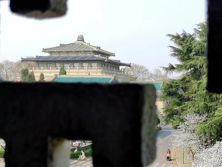 谈球吧体育app下载