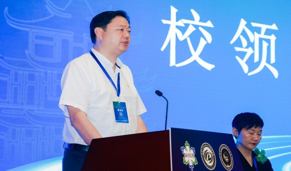 谈球吧体育app下载