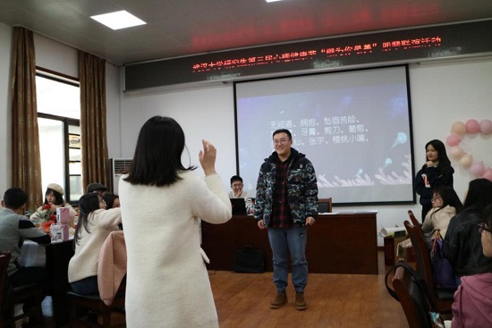 谈球吧体育app下载
