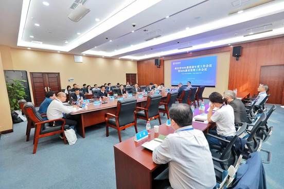 谈球吧体育app下载