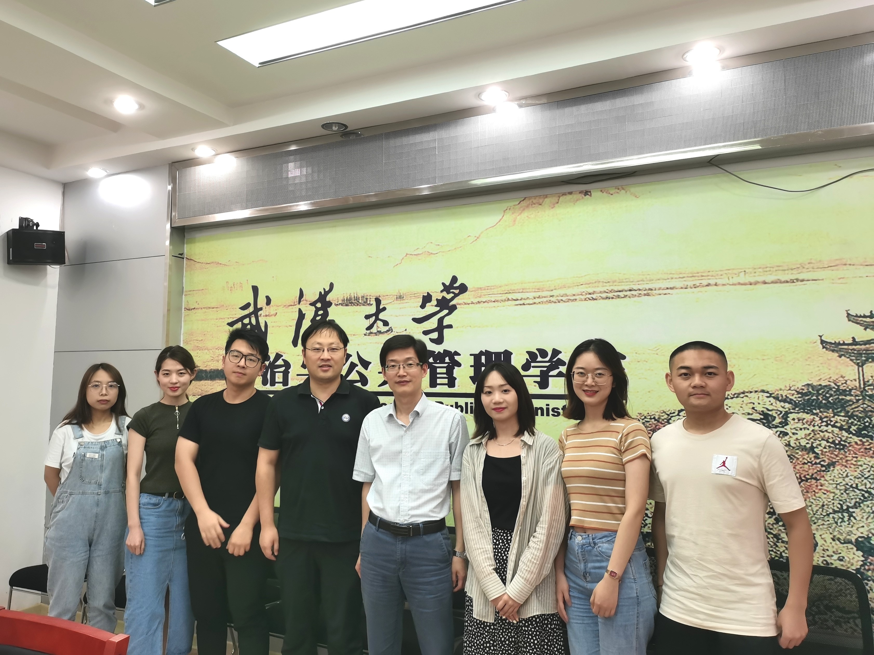 谈球吧体育app下载