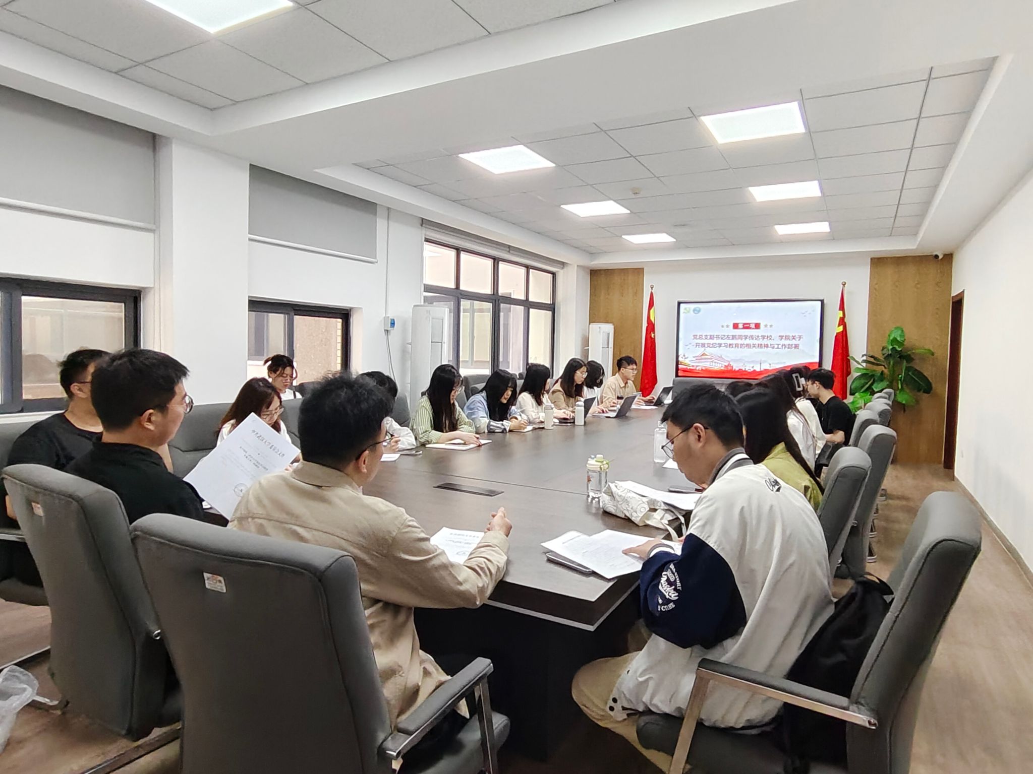 谈球吧体育app下载