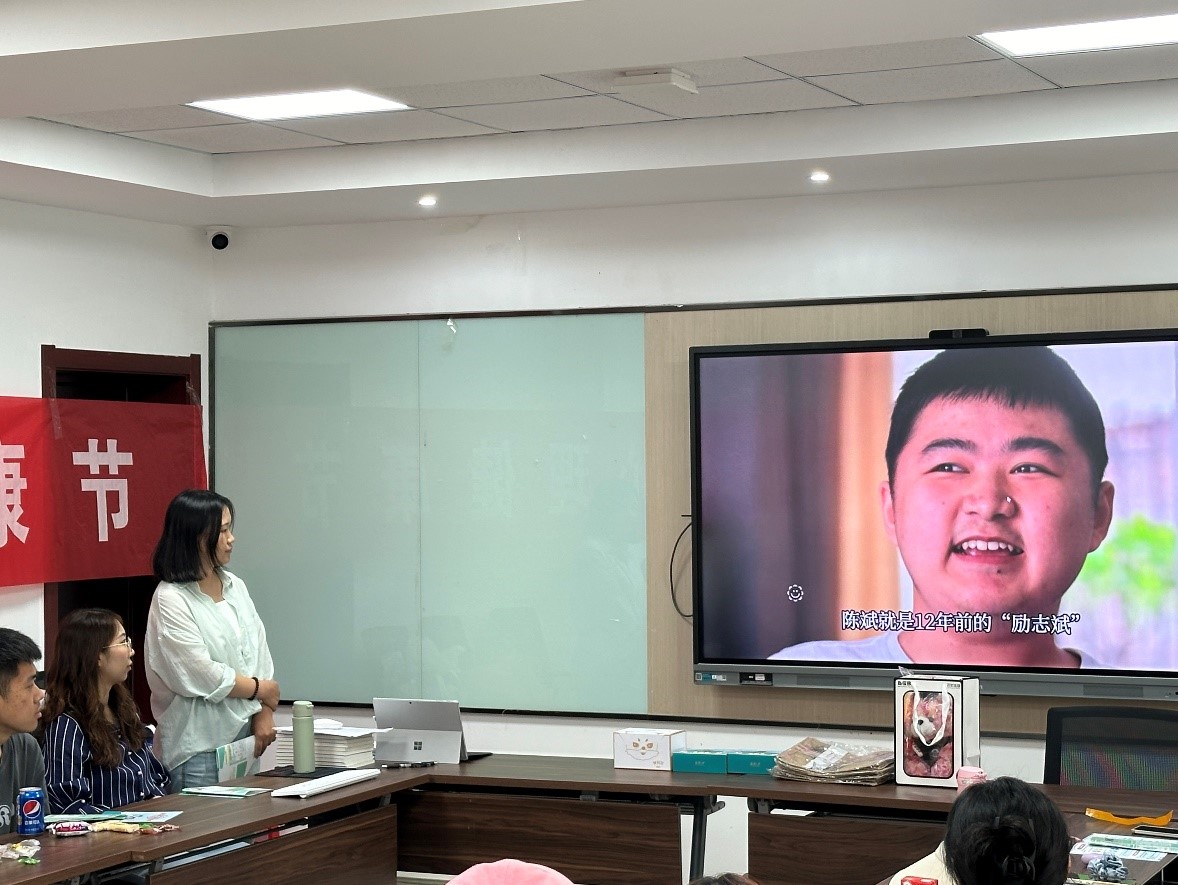 谈球吧体育app下载