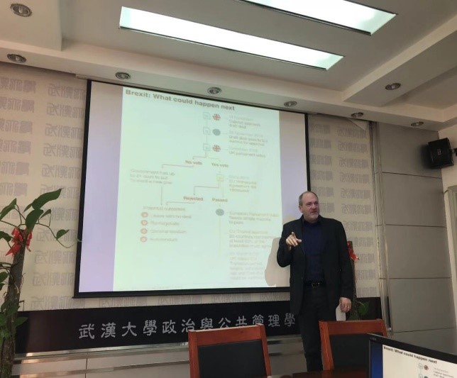 谈球吧体育app下载