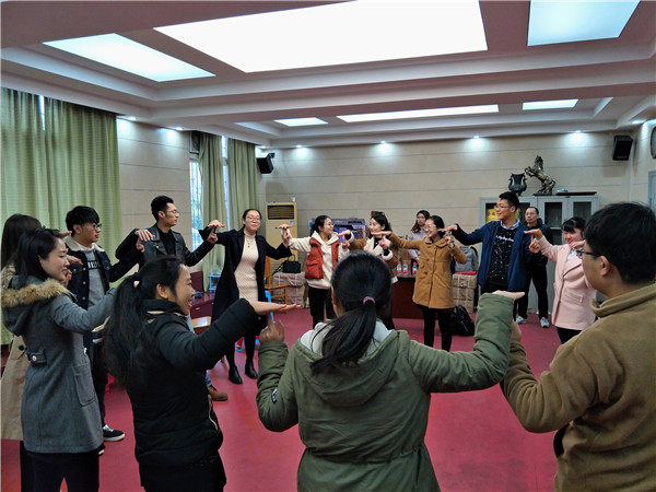 谈球吧体育app下载
