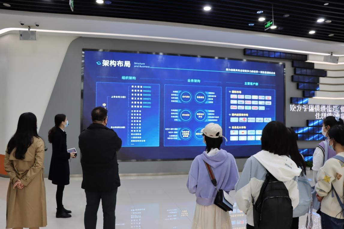 谈球吧体育app下载