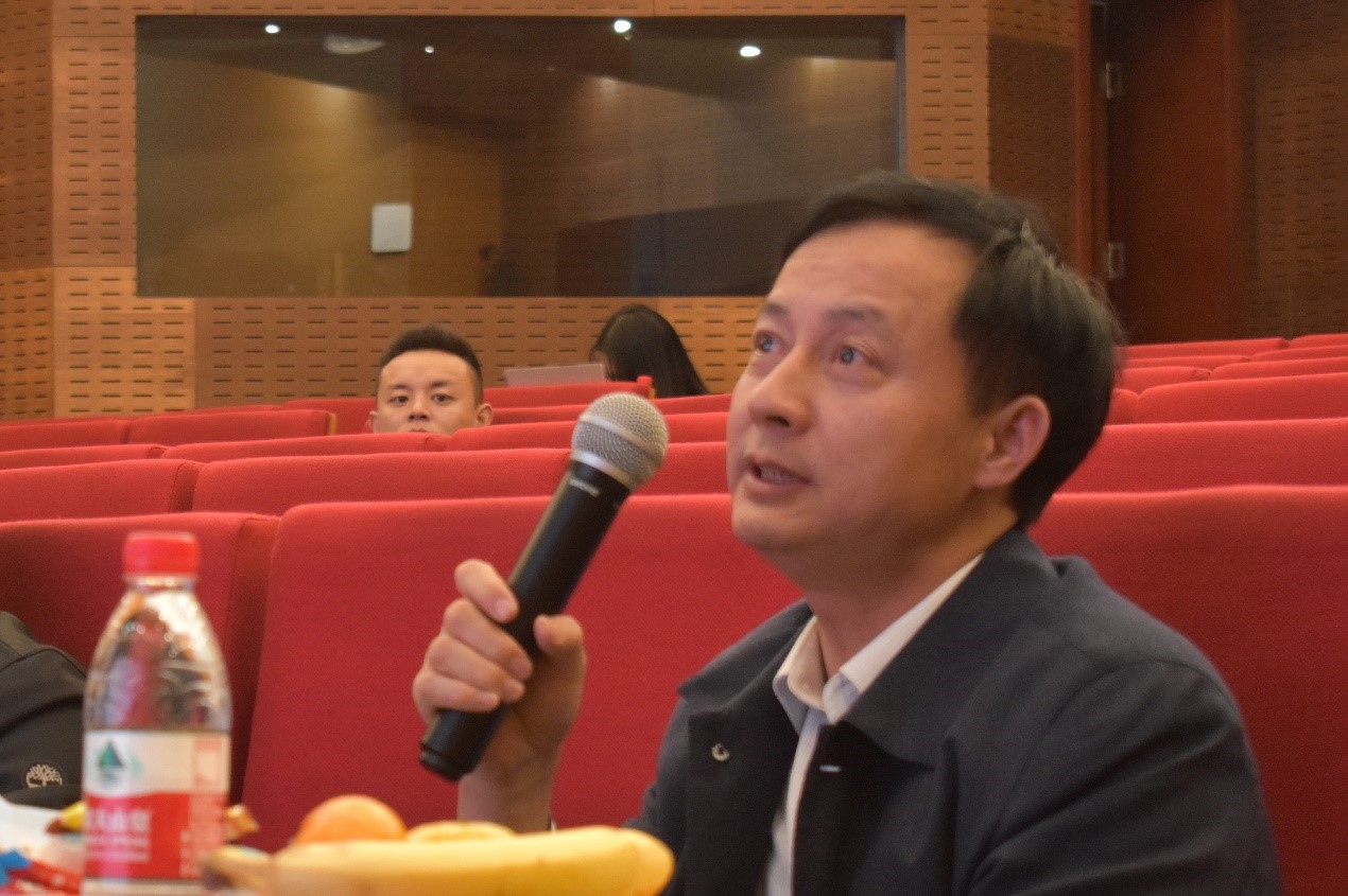 谈球吧体育app下载