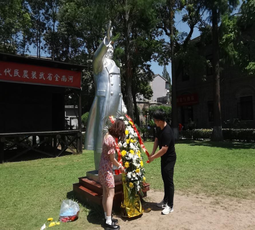 谈球吧体育app下载