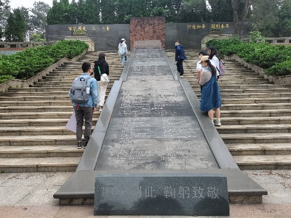 谈球吧体育app下载