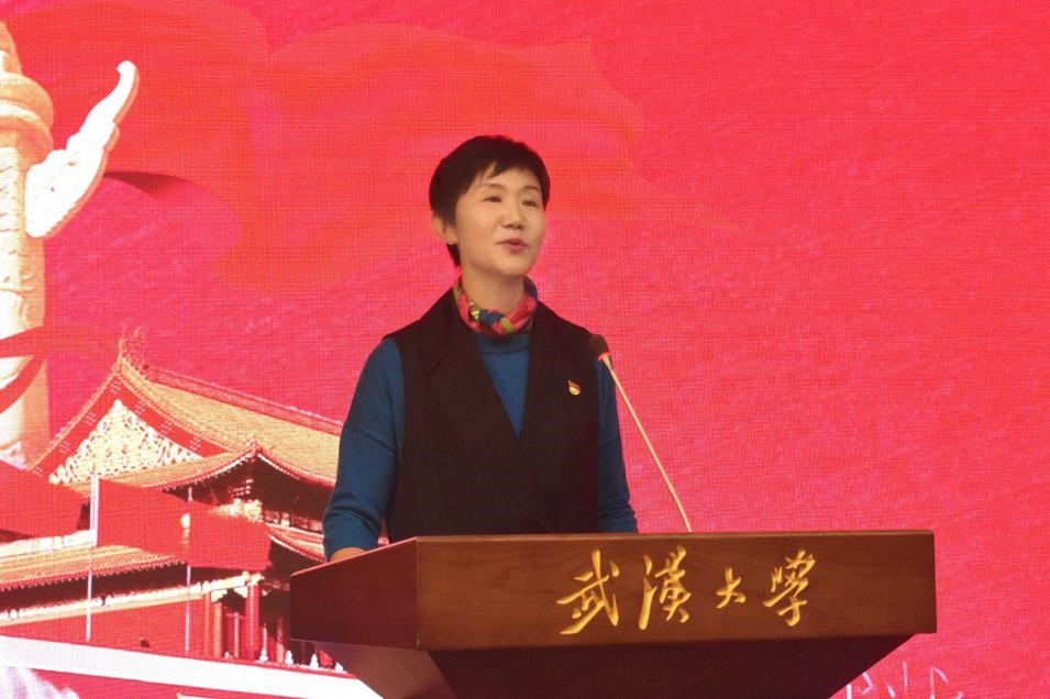 谈球吧体育app下载