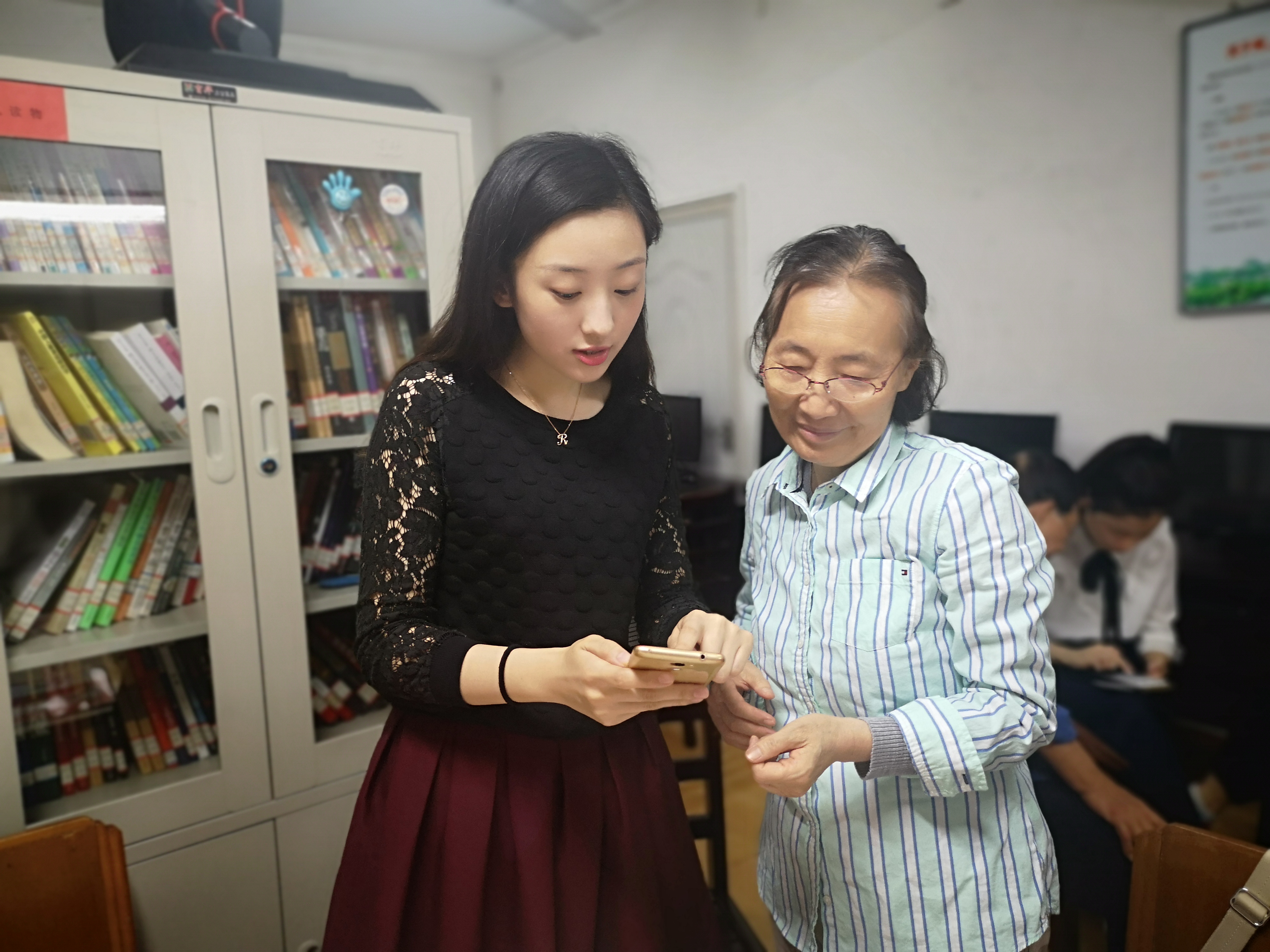谈球吧体育app下载