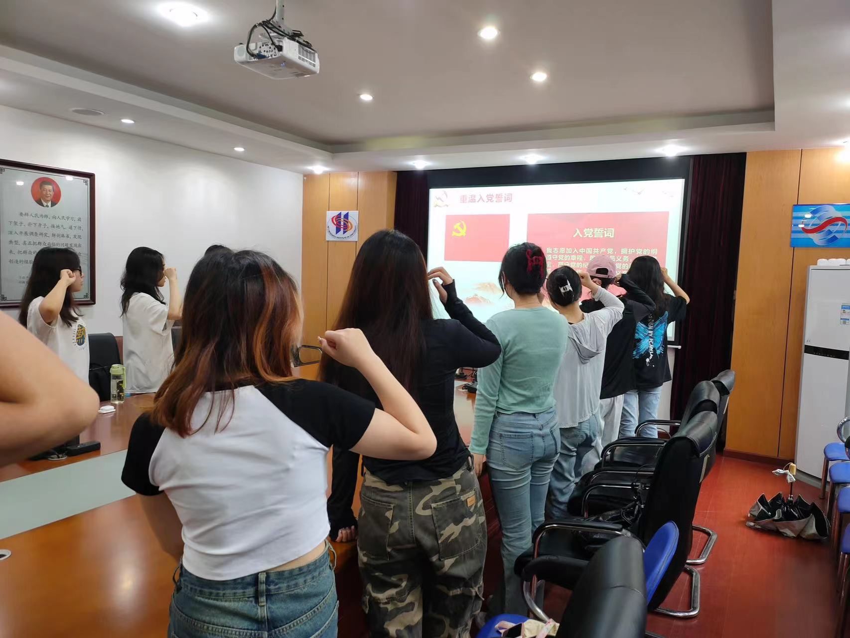 谈球吧体育app下载