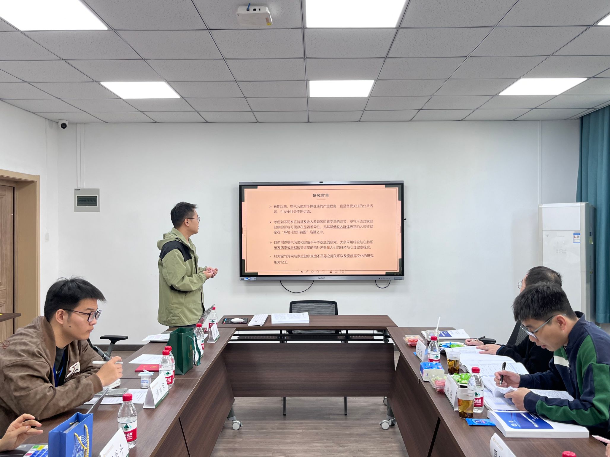 谈球吧体育app下载