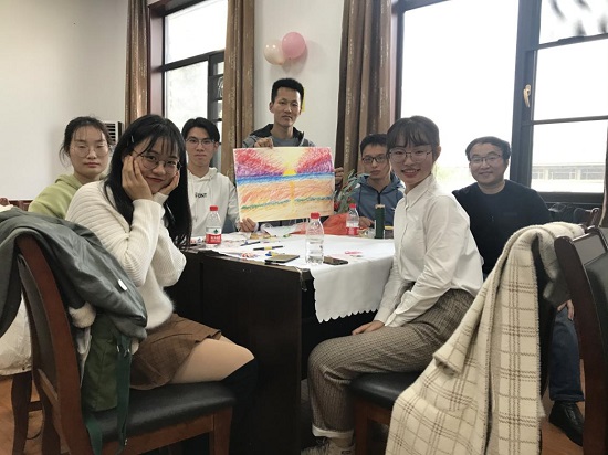 谈球吧体育app下载