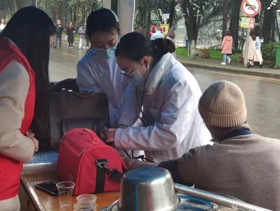 谈球吧体育app下载