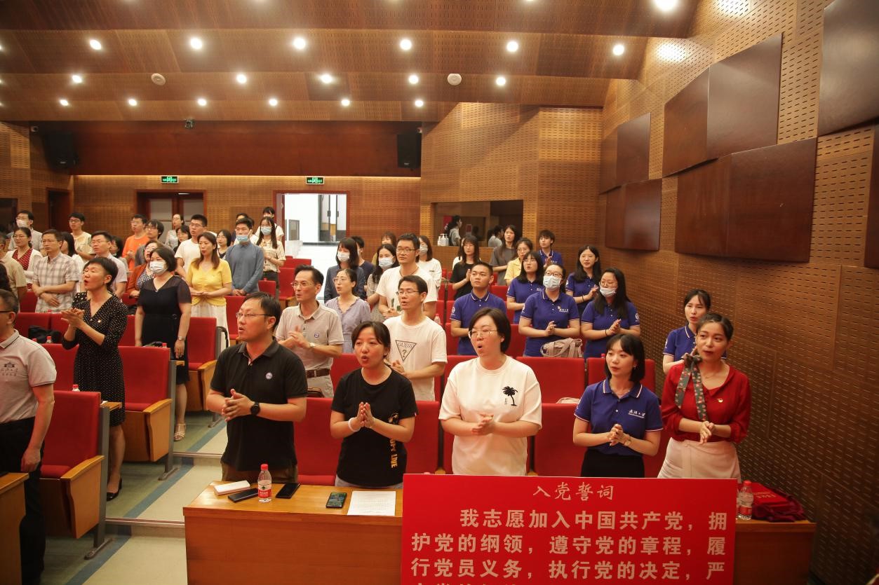 谈球吧体育app下载