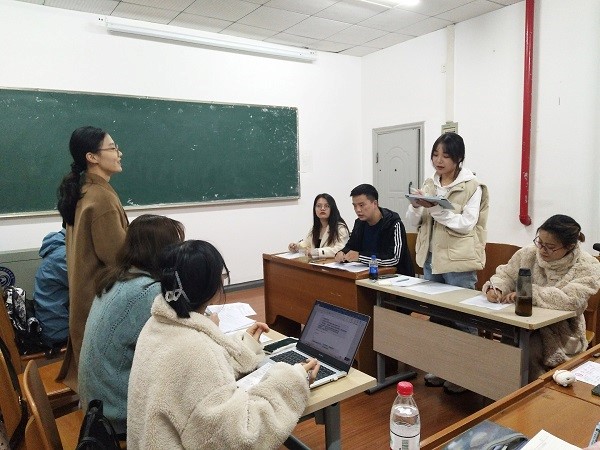 谈球吧体育app下载