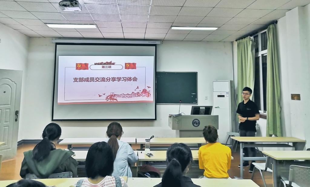 谈球吧体育app下载