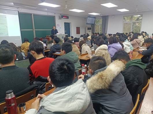 谈球吧体育app下载