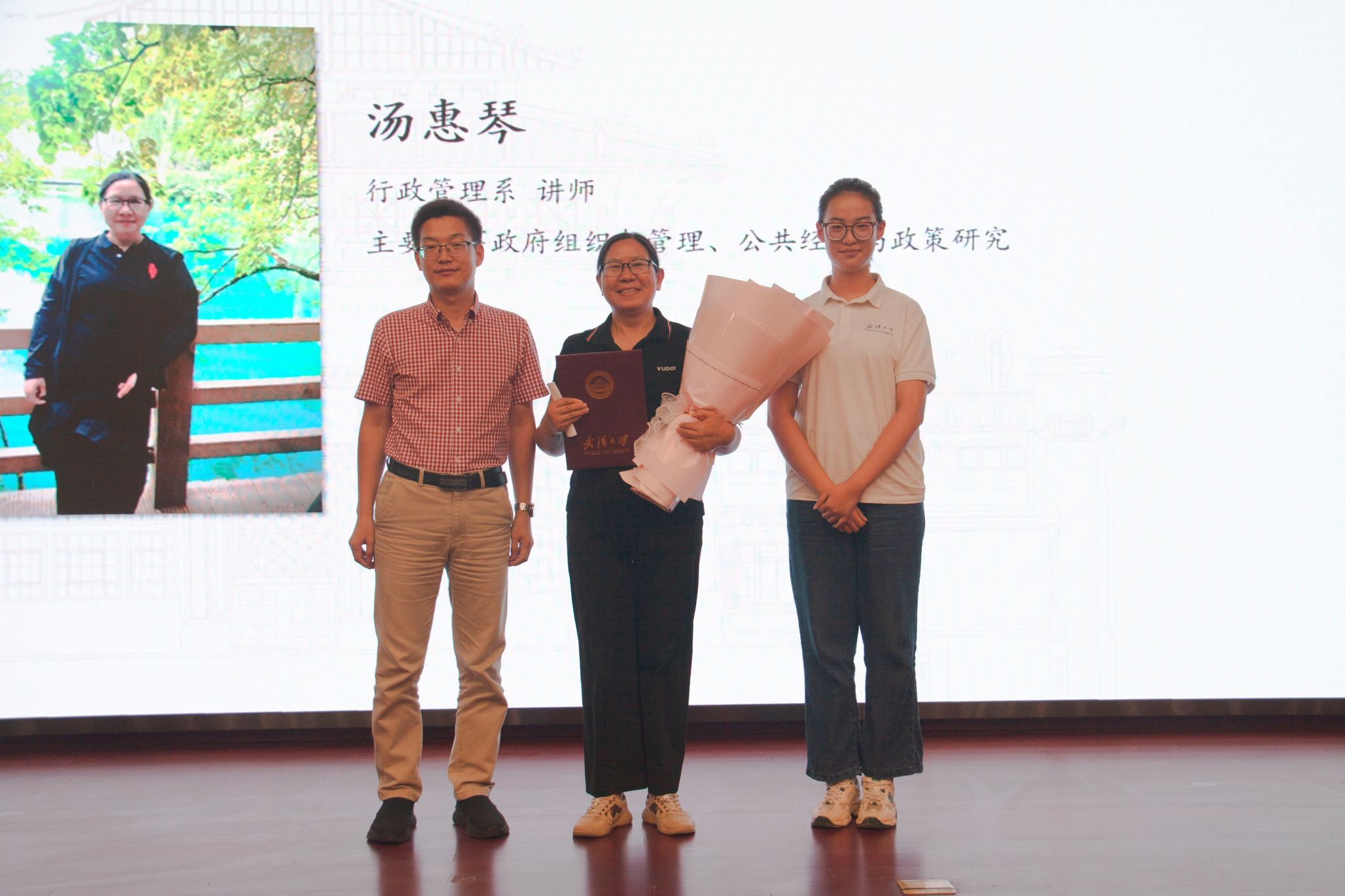谈球吧体育app下载