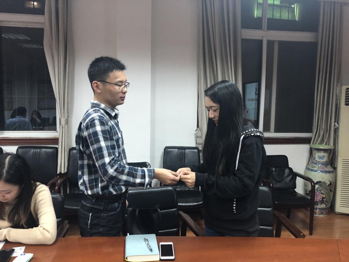 谈球吧体育app下载