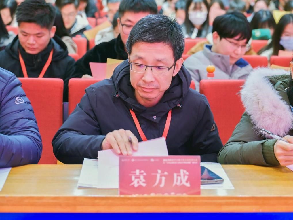 谈球吧体育app下载