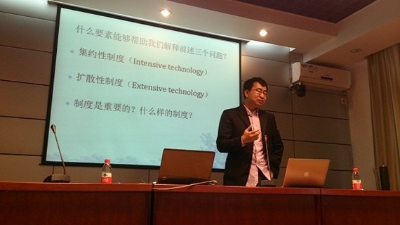 谈球吧体育app下载