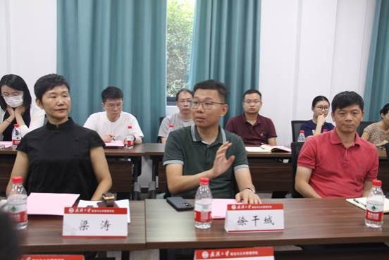 谈球吧体育app下载