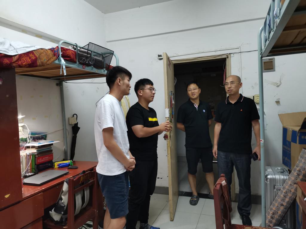 谈球吧体育app下载