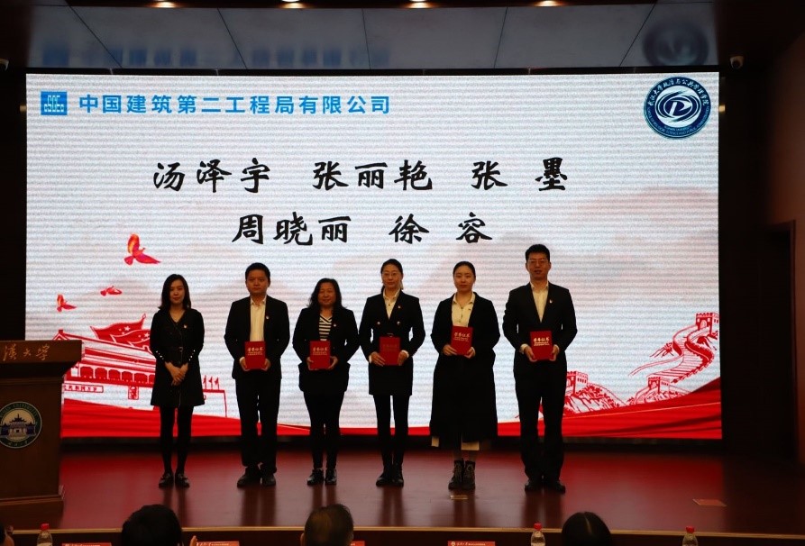谈球吧体育app下载