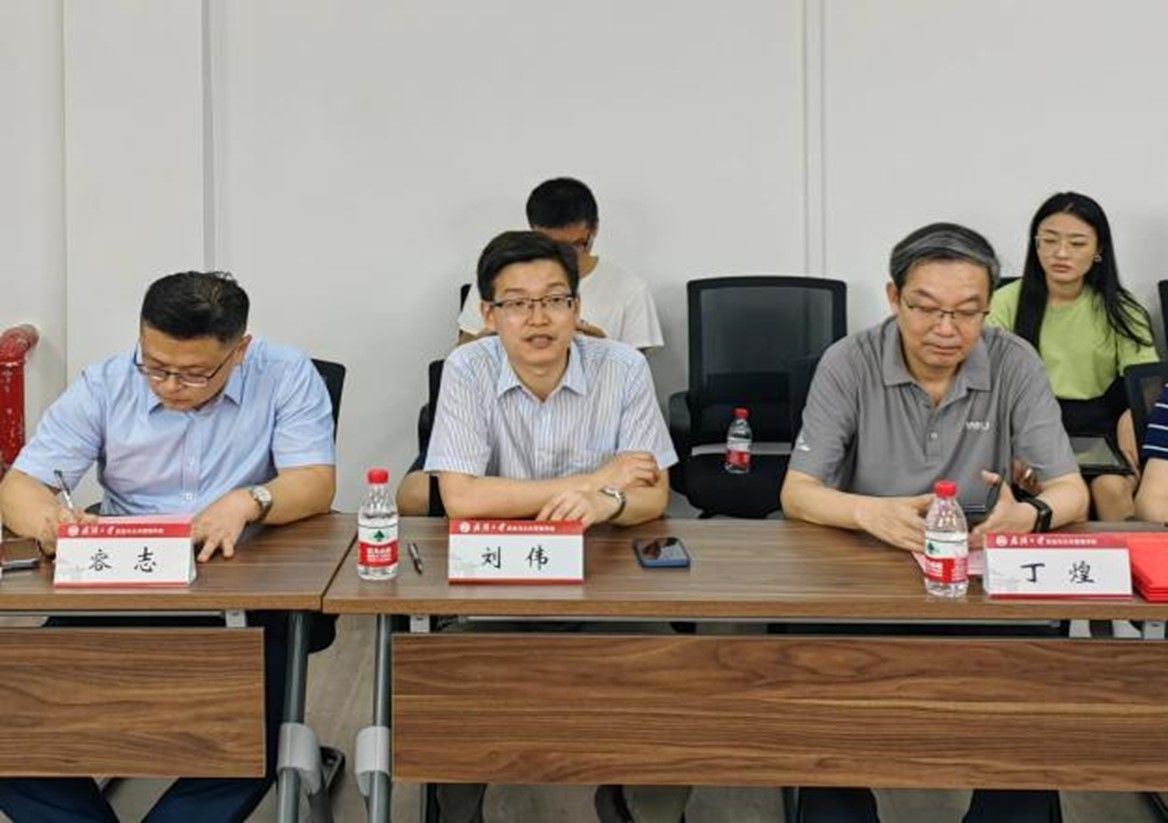 谈球吧体育app下载