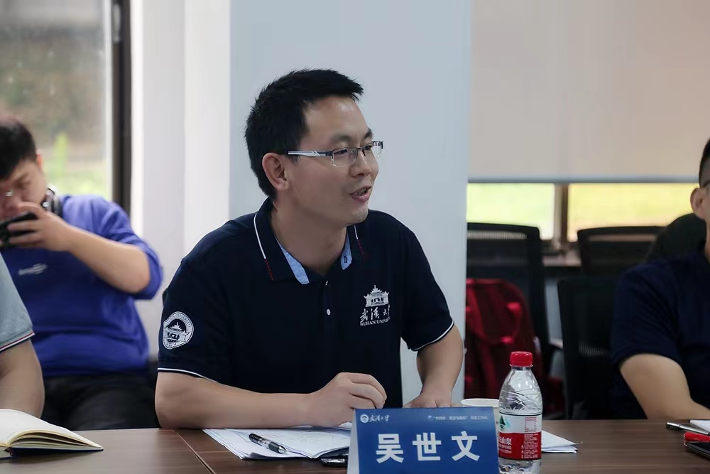 谈球吧体育app下载