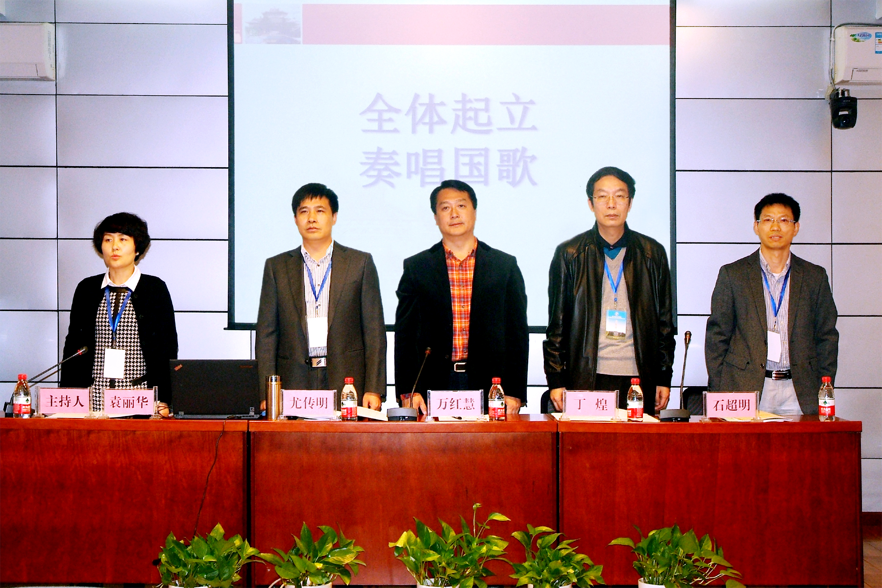 谈球吧体育app下载