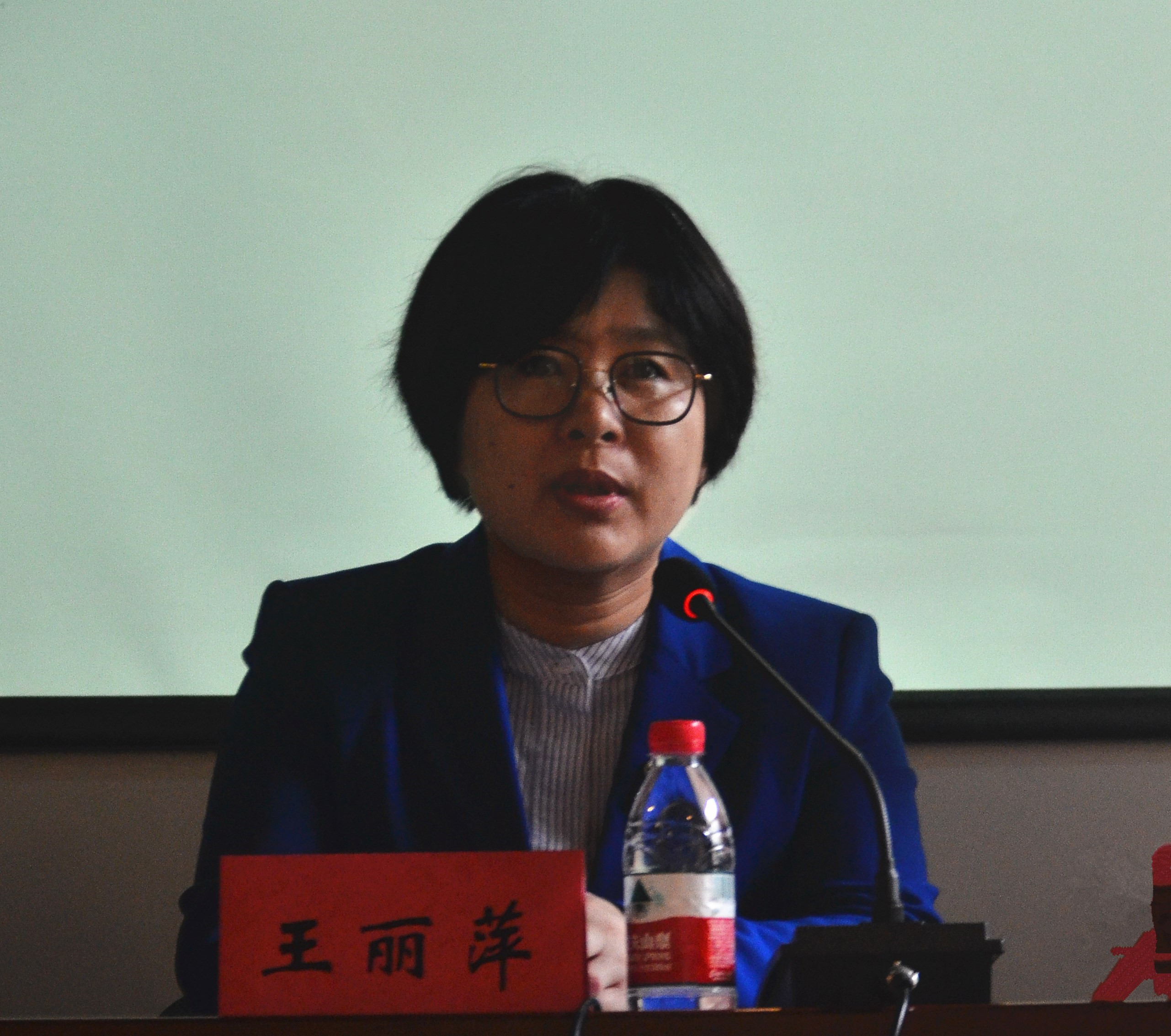 谈球吧体育app下载