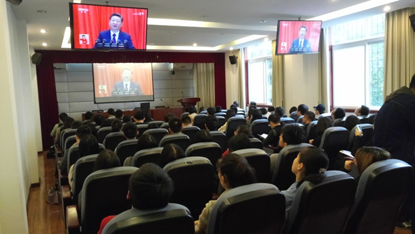 谈球吧体育app下载