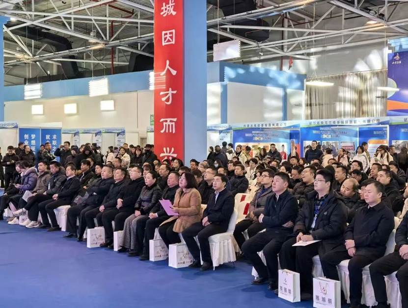 谈球吧体育app下载